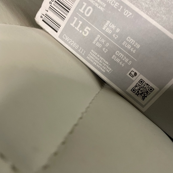 AIR FORCES - Picture 7 of 7